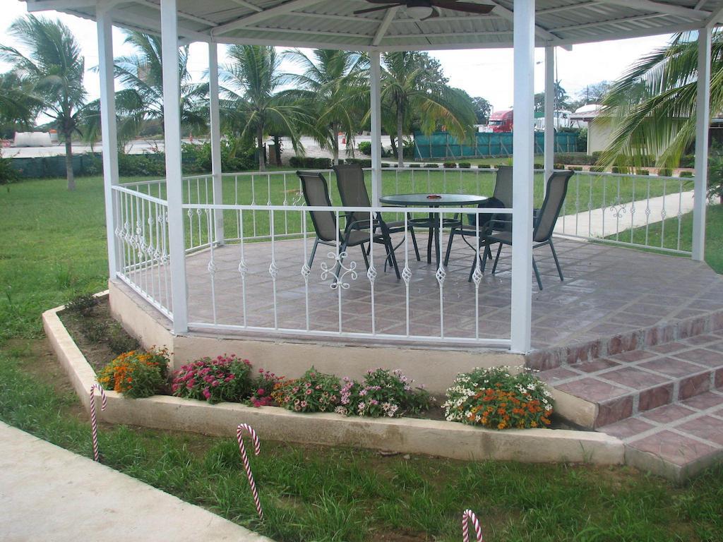 Hotel La Arena Liberia Exterior foto
