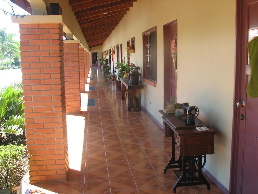 Hotel La Arena Liberia Exterior foto